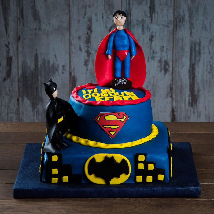 Batman ve Superman Özel Pasta