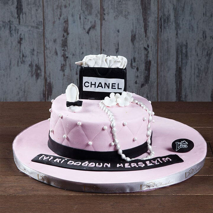 Chanel Butik Pasta