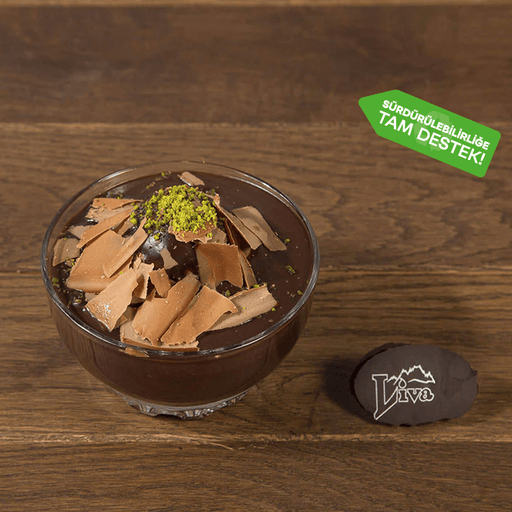 Liva Pastacılık üretimi bir kase profiterol