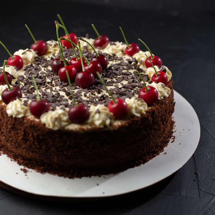 Alman Pastası Tarifi Orijinal: Schwarzwälder Kirschtorte Nasıl Yapılır?