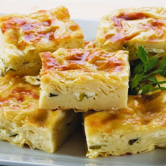 peynirli börek dilimleri