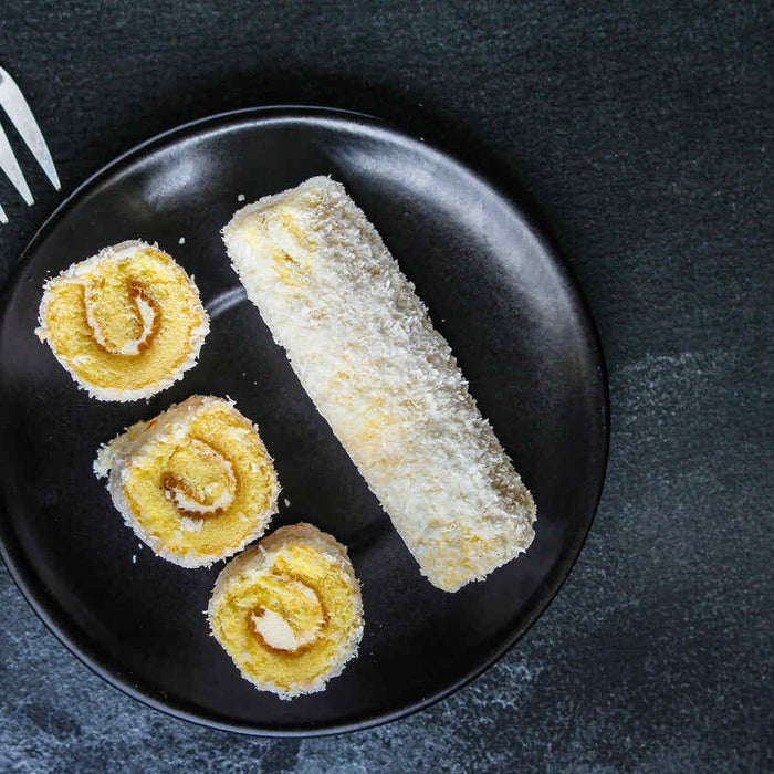 Muzlu Rulo Pasta Nasıl Yapılır? Kırılmayan Pandispanya ile Pastane Usulü Tarif