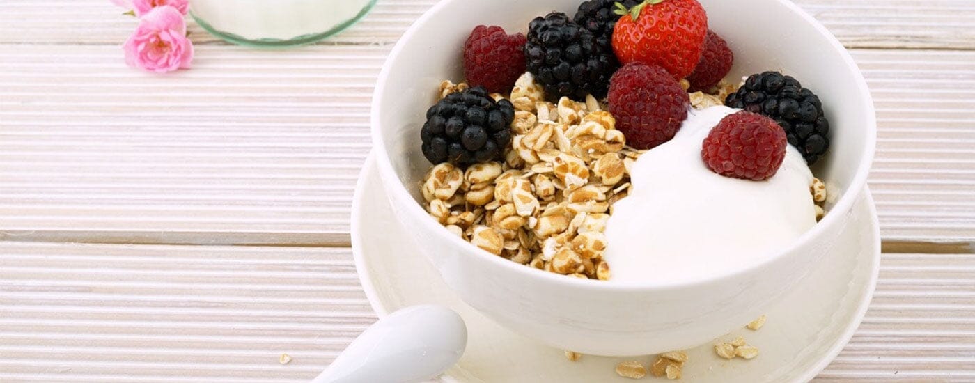sağlıklı tarifler, meyveli yogurt