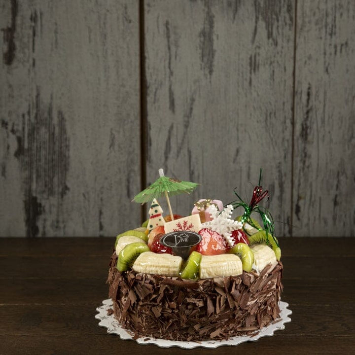 Yılbaşı Çikolatalı Meyveli Pasta 2026